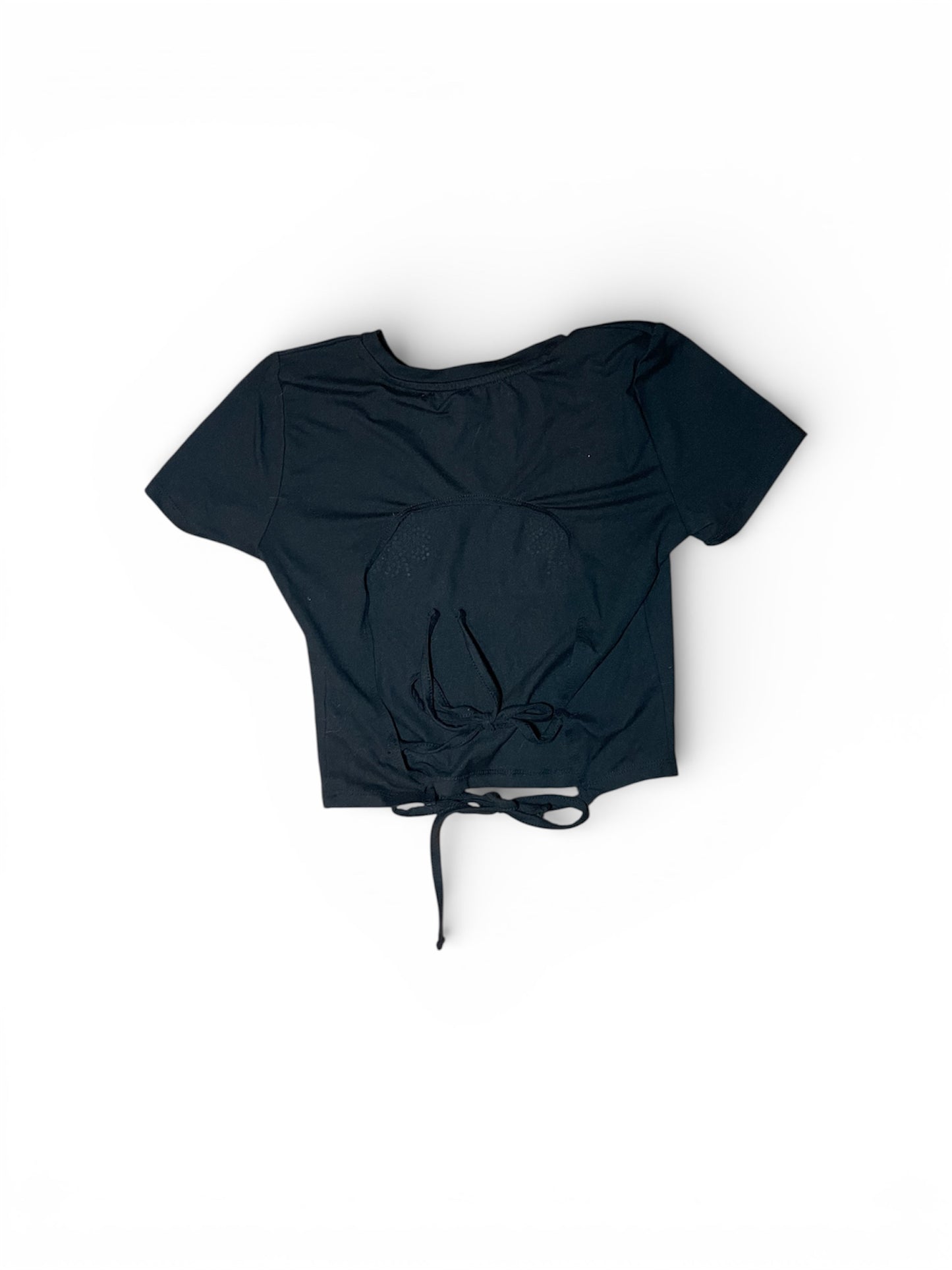crop top noir avec dos ouvert